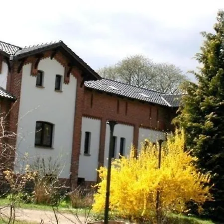 Gemuetliche In Mit Grossem Garten * Kuchelmiss