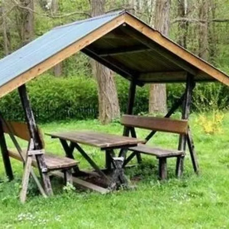Gemuetliche In Mit Grossem Garten